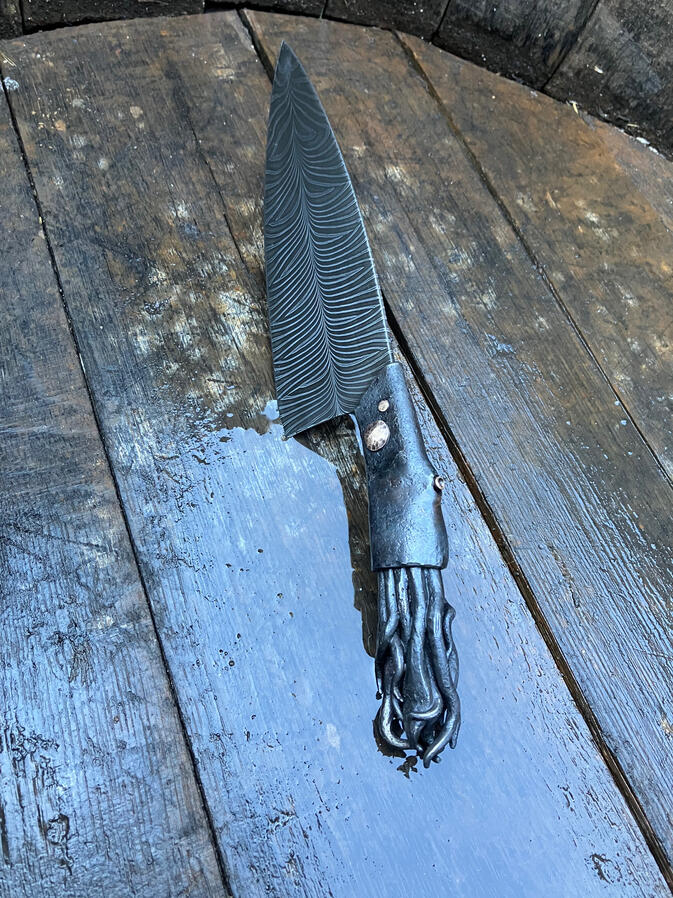 Tentacle kitchen knife
