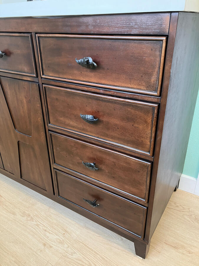 drawer pulls